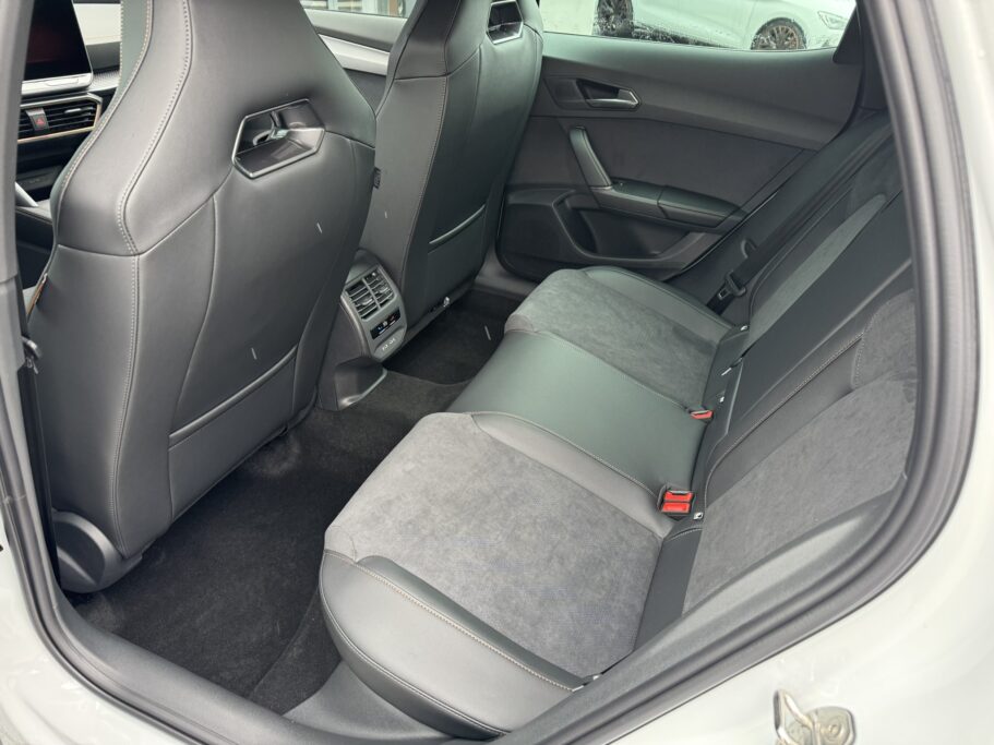 Cupra Formentor FL Glacias White Auto-Gazda 11