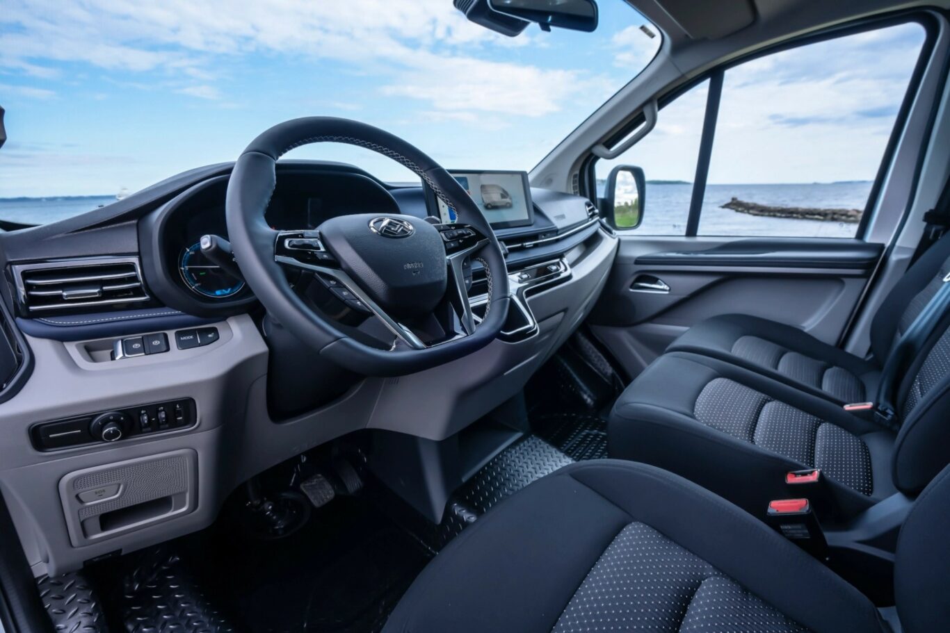 POCZUJ PRAWDZIWY KOMFORT MAXUS E-DELIVER 7 2025 AUTO-GAZDA 1