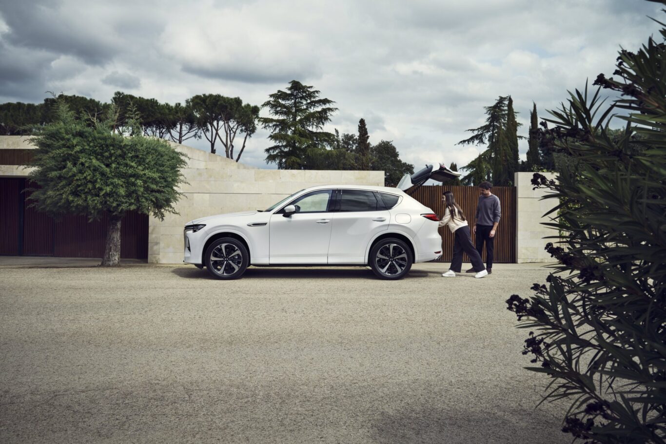 2022_mazda_cx-60_europe_still_007