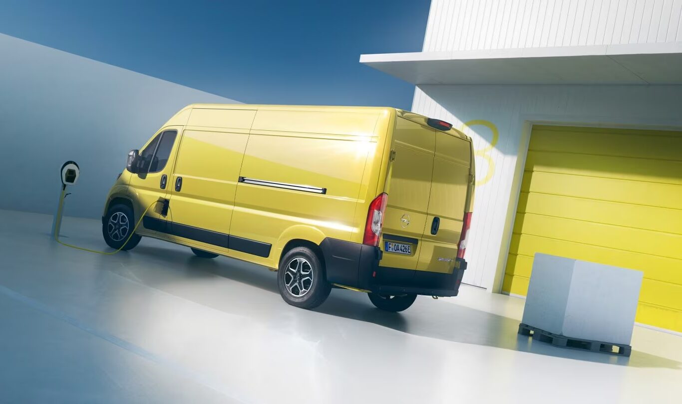 Opel Movano electric ładowanie Auto-Gazda