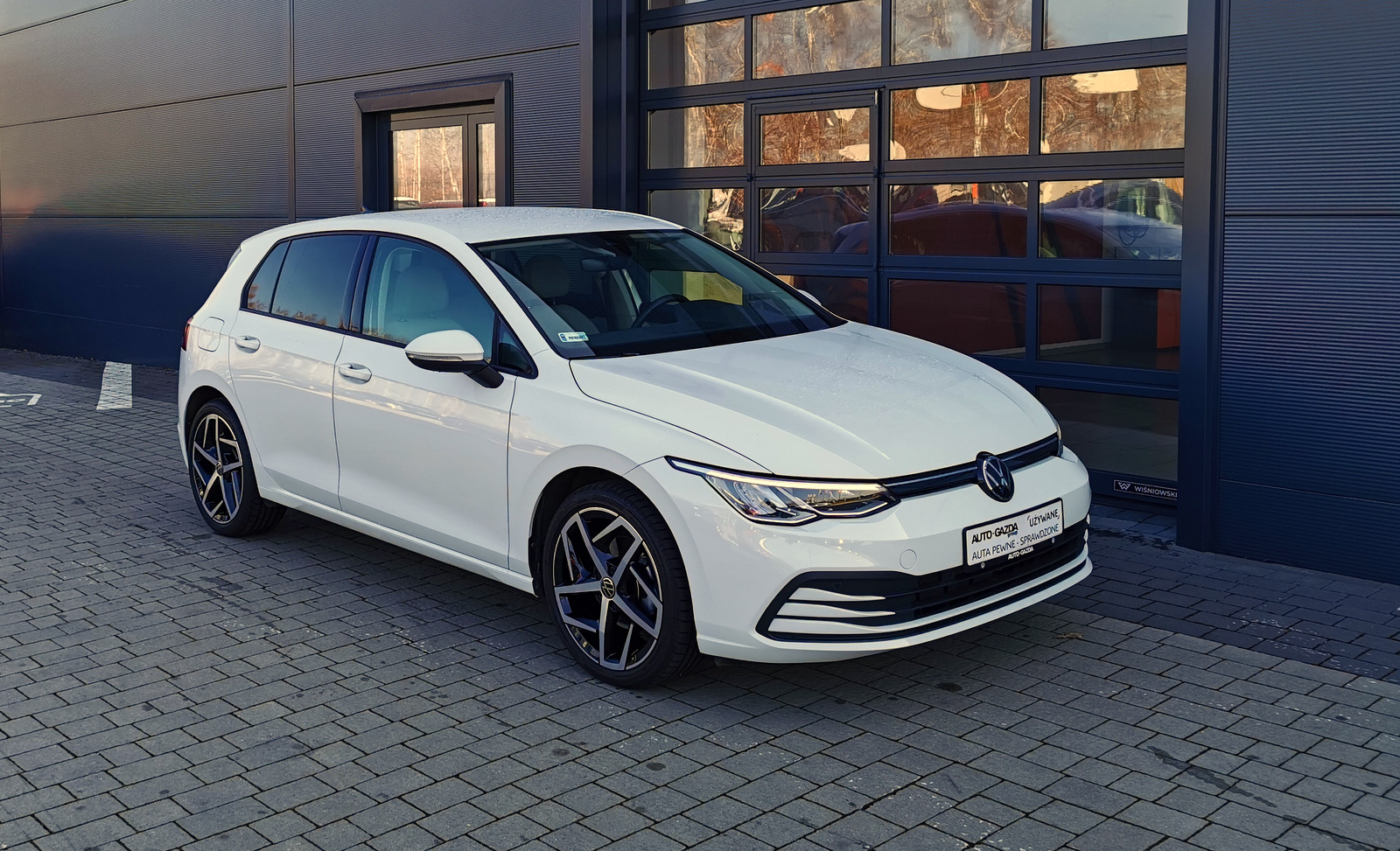 Volkswagen Golf 8 Life 1.5 TSI 130KM DSG7 AutoGazda