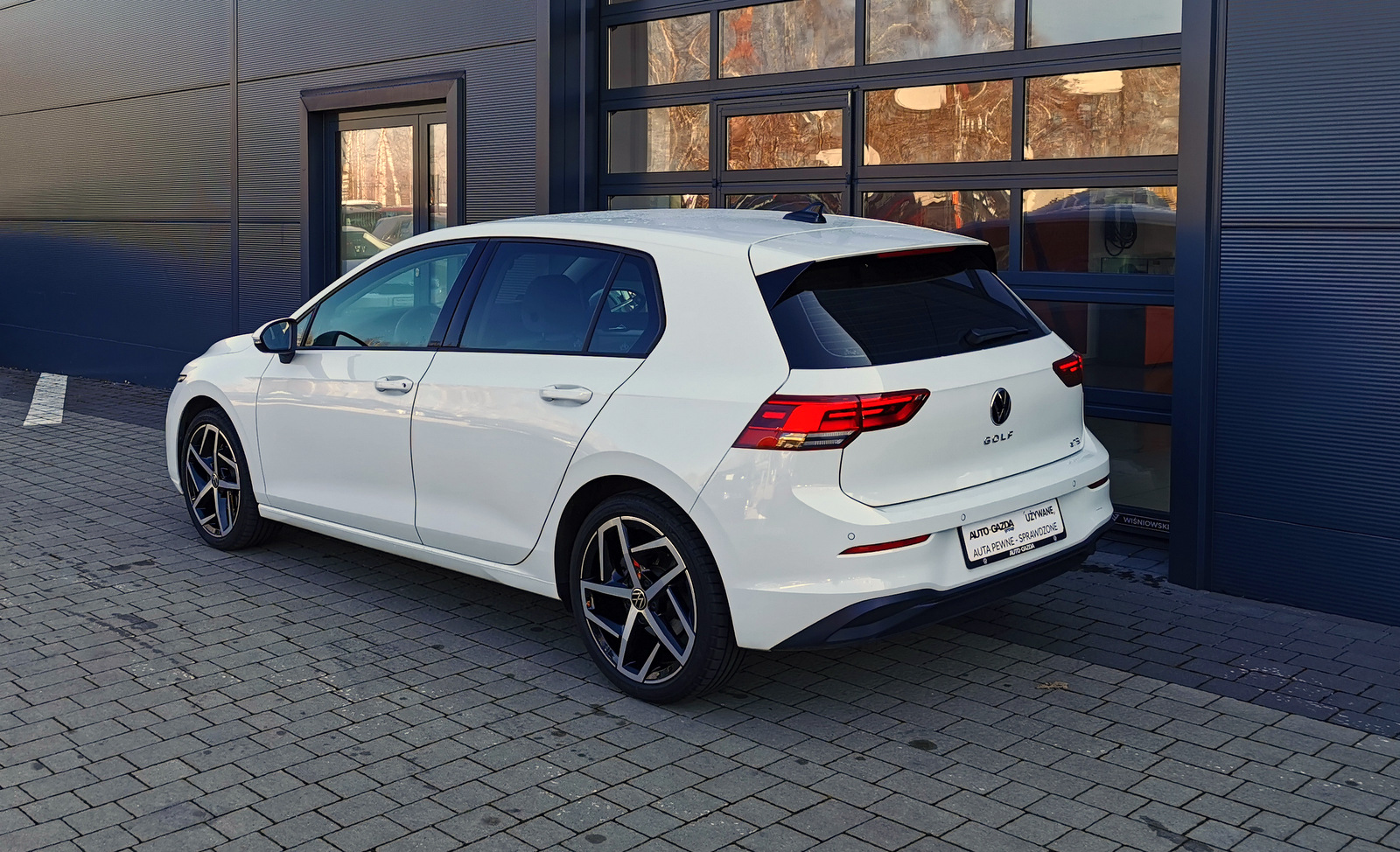 Volkswagen Golf 8 Life 1.5 TSI 130KM DSG7 AutoGazda