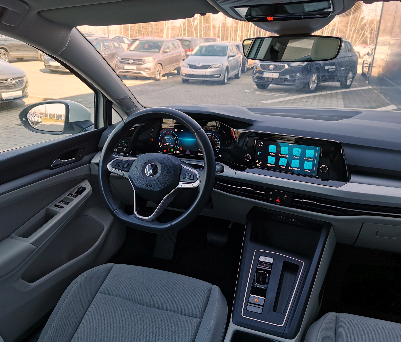 Volkswagen Golf 8 Life 1.5 TSI 130KM DSG7 AutoGazda