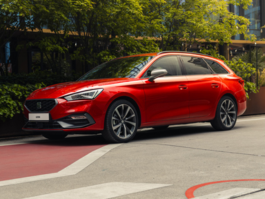 czerwony seat leon kombi