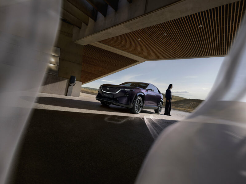 Mazda CX-6e